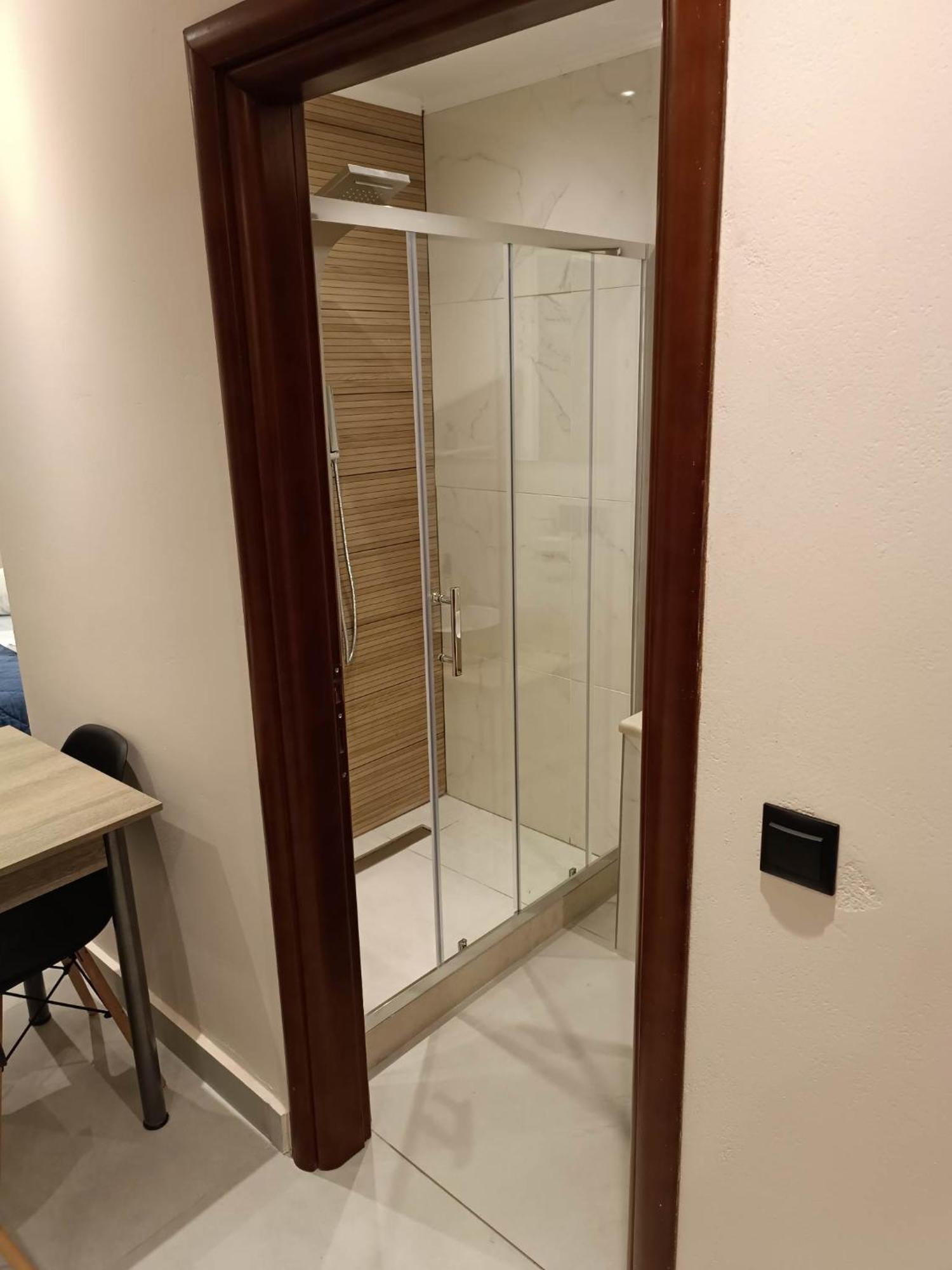 Newly Renovated Apartment Next To The Port Mantouki ภายนอก รูปภาพ