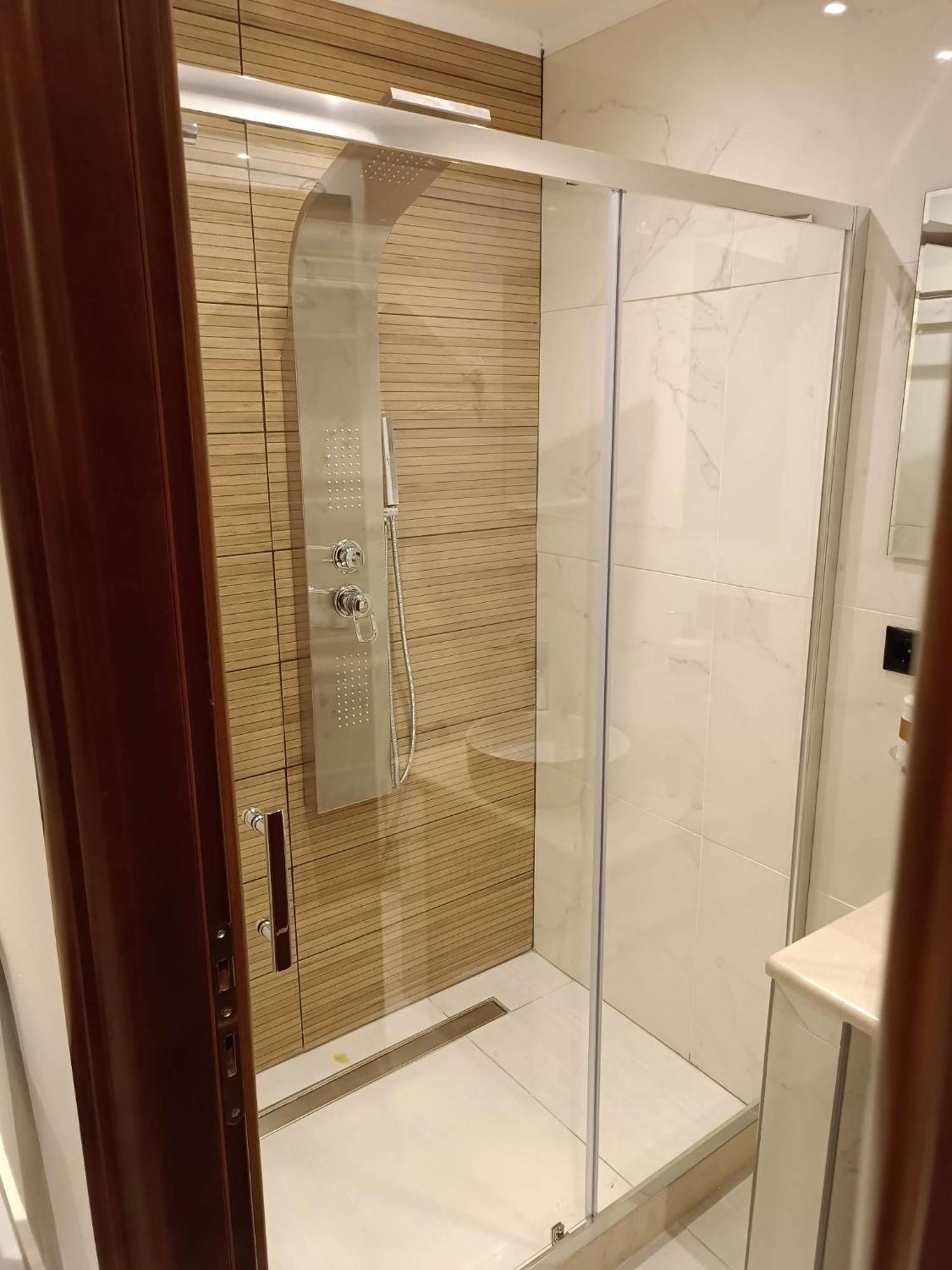 Newly Renovated Apartment Next To The Port Mantouki ภายนอก รูปภาพ